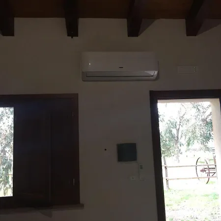 Le Tamerici 아파트호텔 카리아티